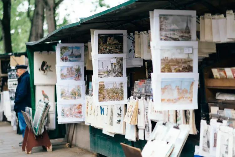 Les Bouquinistes