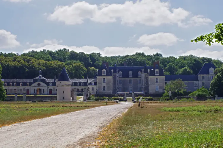 The Château de Gizeux, which is both a Loire Valley hotel and a private residence