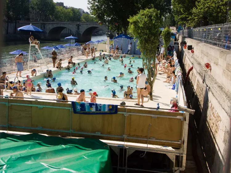 Paris Plages, one of the free attractions ideal for kids in the summertime