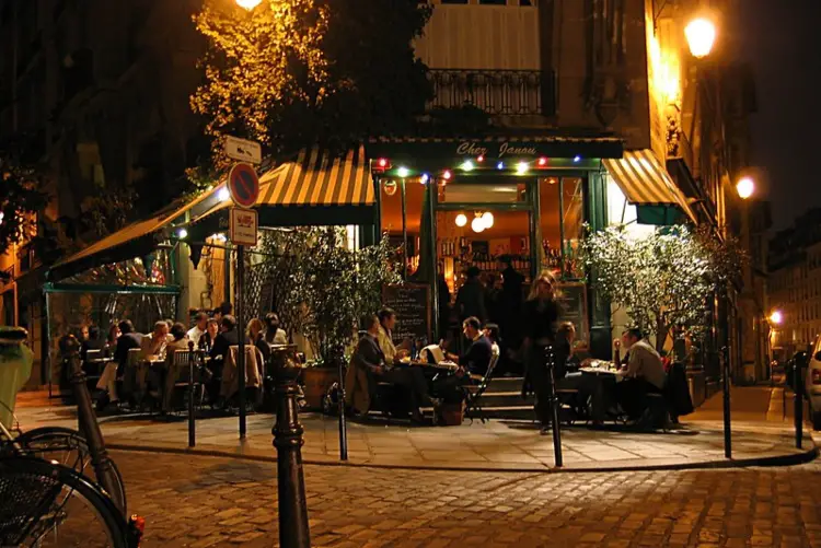 Chez Janou, Where to Eat the Best Escargots in Paris