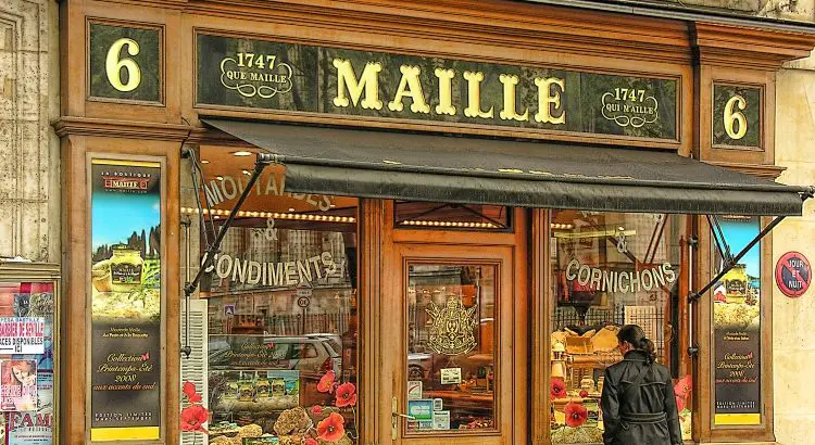 Maille Paris, which sells lovely souvenir gift boxes