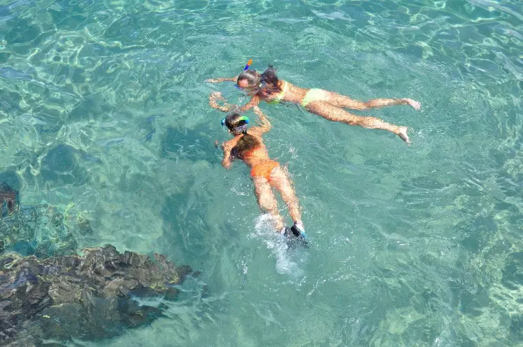 Snorkeling - a fun thing to do in Negril