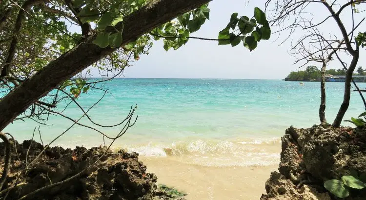 The First-Timers Guide to Travel in Jamaica - My Canadian Passport