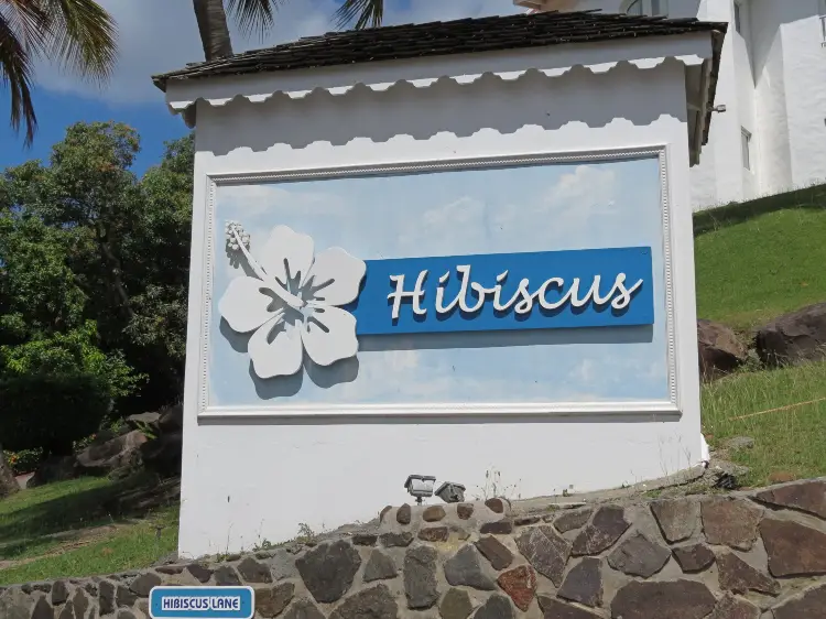 A review of our two bedroom beachfront suite on Hibiscus Lane at the Windjammer Landing