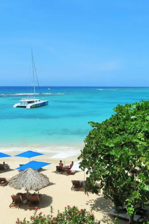 guide-to-travel-in-jamaica-sandals-royal-plantation