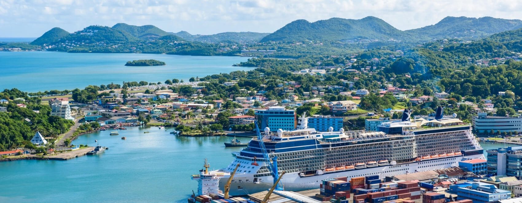 st-lucia-travel-guide-castries-harbour (1)