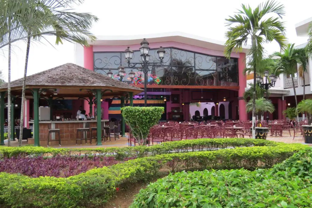 Riu Palace Tropical Bay main stage