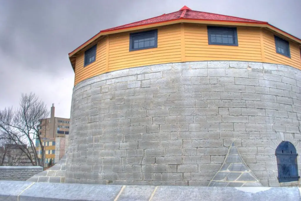 Things to do in Kingston Ontario - Murney Tower