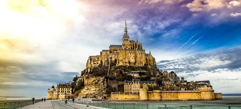 A Beginners Guide to the Regions in France mont st michel