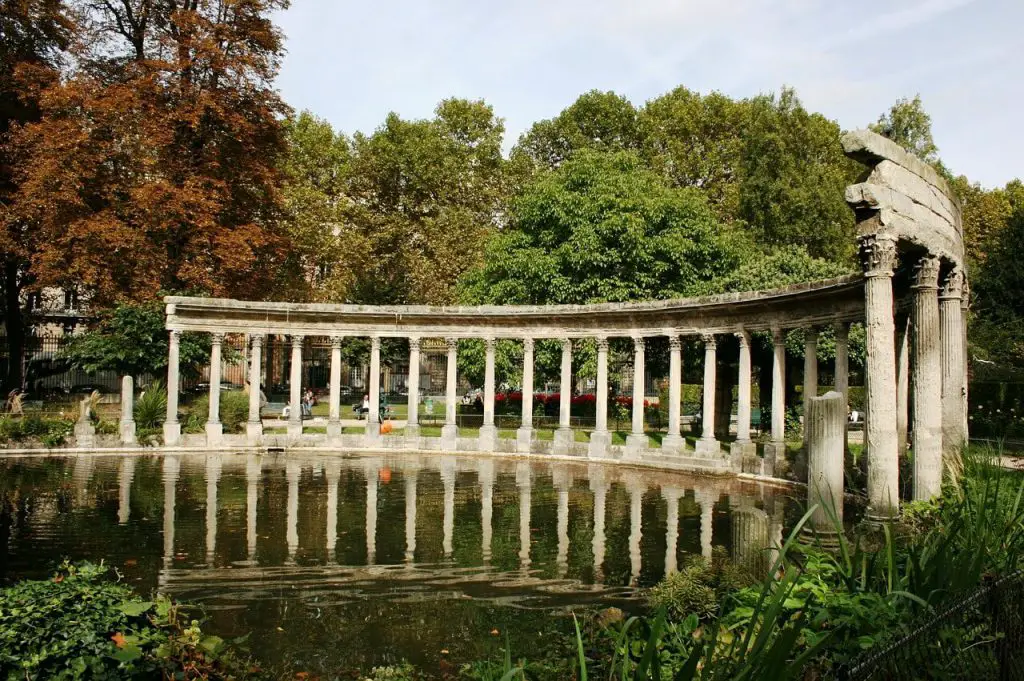 Free Attractions things to do in Paris parks gardens outdoors Parc Monceau 503218 1280