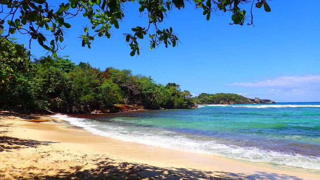 Jamaicas Most Beautiful Beaches winifred beach