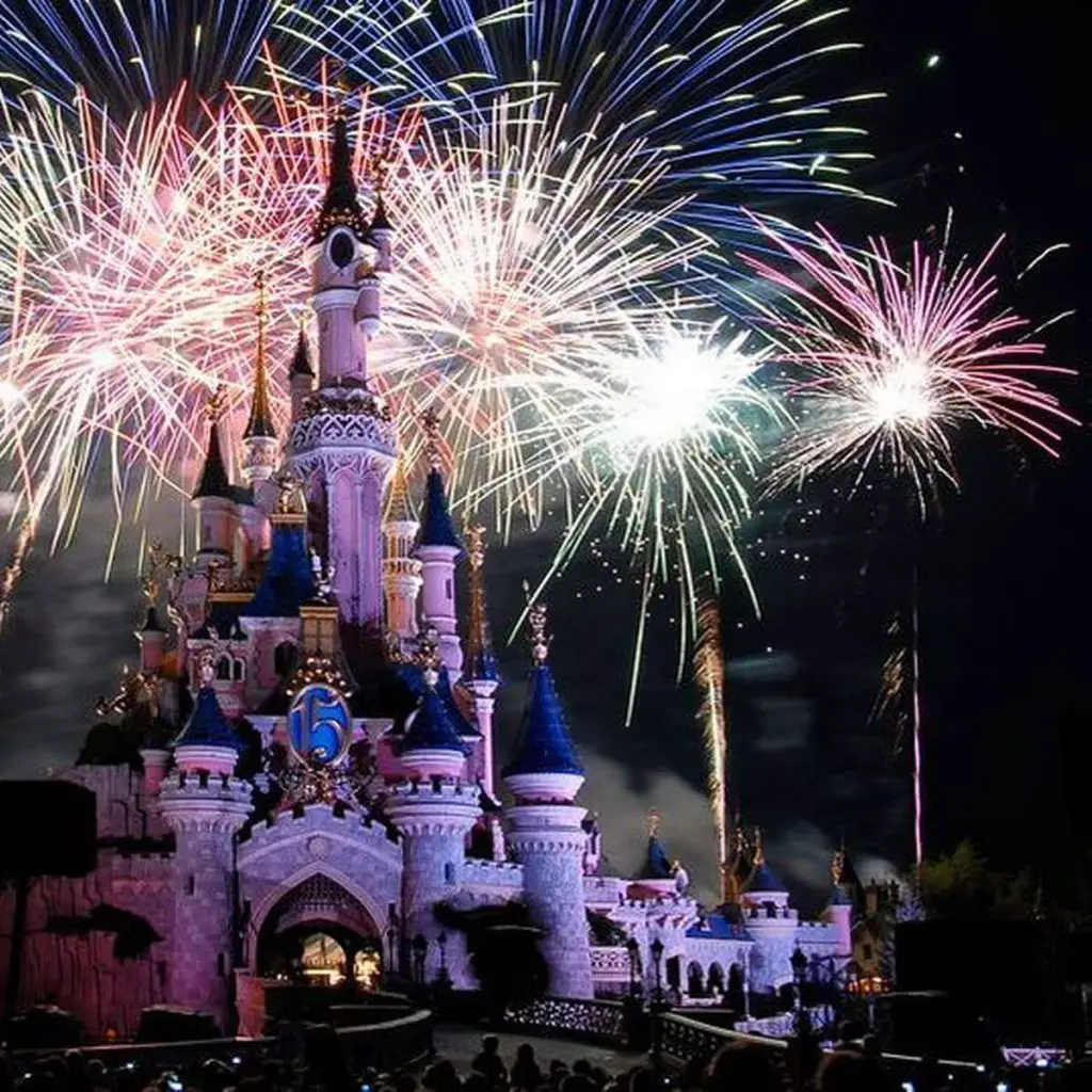 Christmas at Disneyland Paris - New Year's Eve Special Event