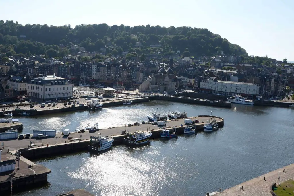 romantic day trip from paris to honfleur 13