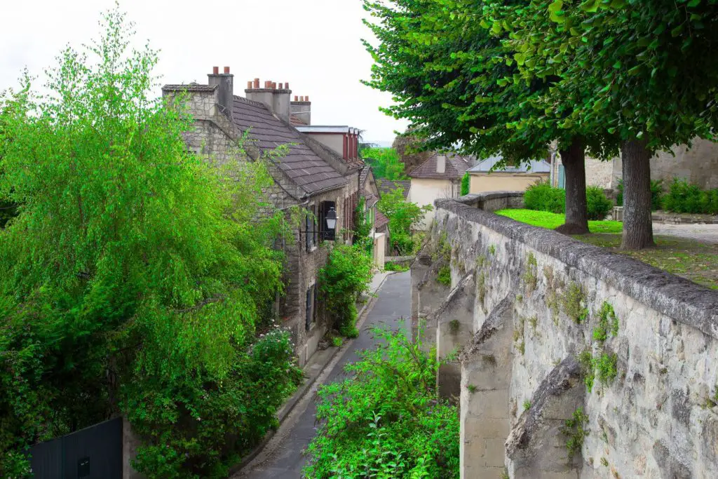 romantic day trips from paris Auvers sur Oise